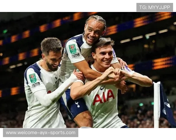 曼联重回欧冠巅峰，英超四强争夺白热化，英超曼联系